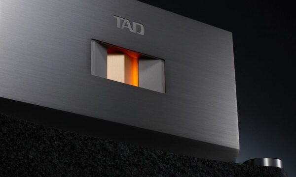 TAD-M700 / M700S Reference Power Amplifier – Image 2