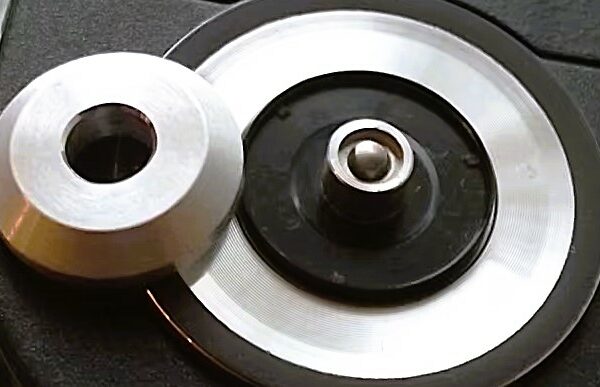 Philips CD-PRO centering hub