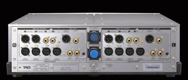 TAD-C700 Reference Preamplifier – Image 3