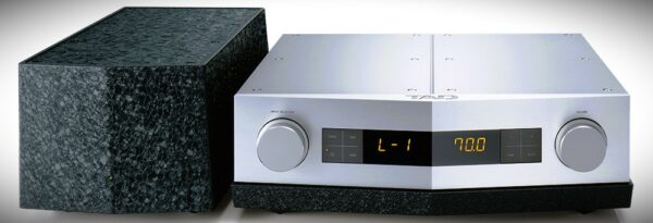 TAD-C700 Reference Preamplifier